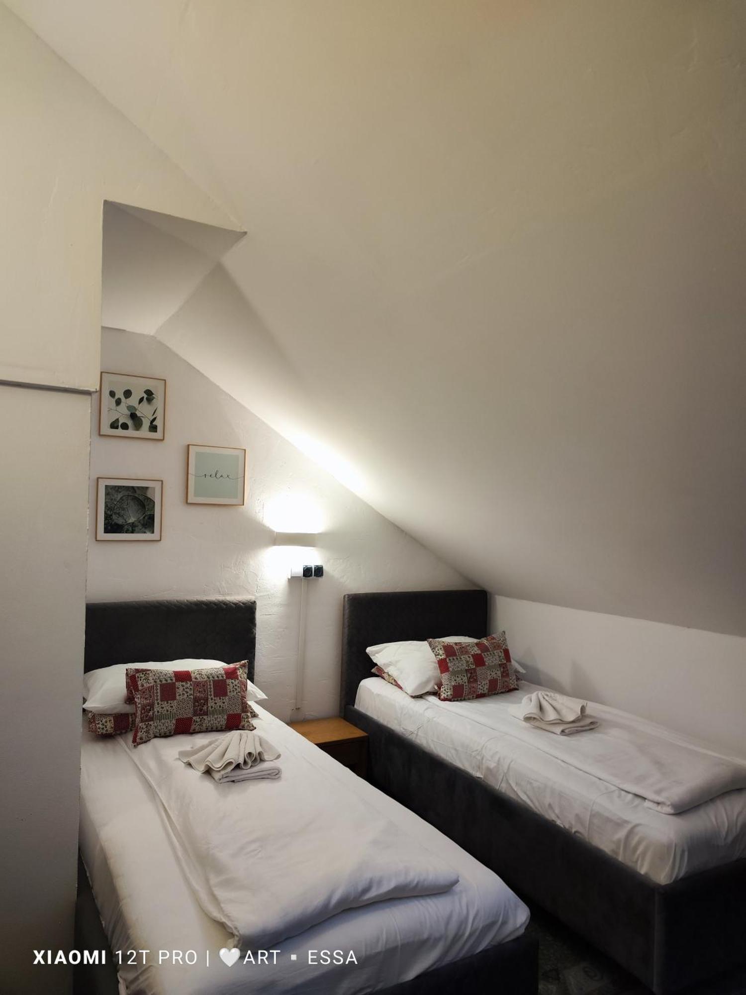 Pensiunea Buon Gusto Sibiu-Motorcyle Friendly,City Center エクステリア 写真